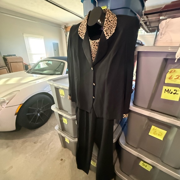 Black Suit with Leopard Print Accents p44 - Picture 4 of 6